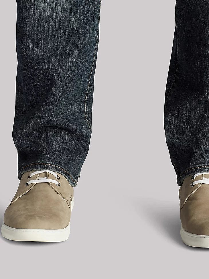 LEE JEANS Jeans Lee Men's Extreme Motion Maverick Straight Leg Fit Tapered Jeans 2015037